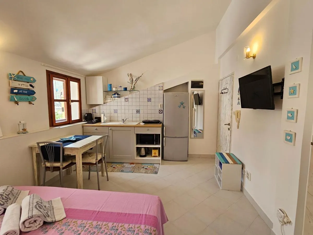 Apartment Studio Mare Fuori With Terrace Rovinj