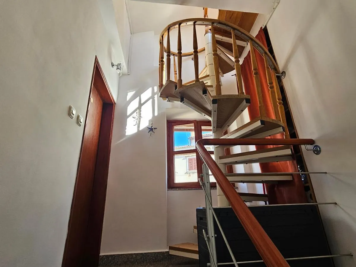 Studio Mare Fuori With Terrace Rovinj