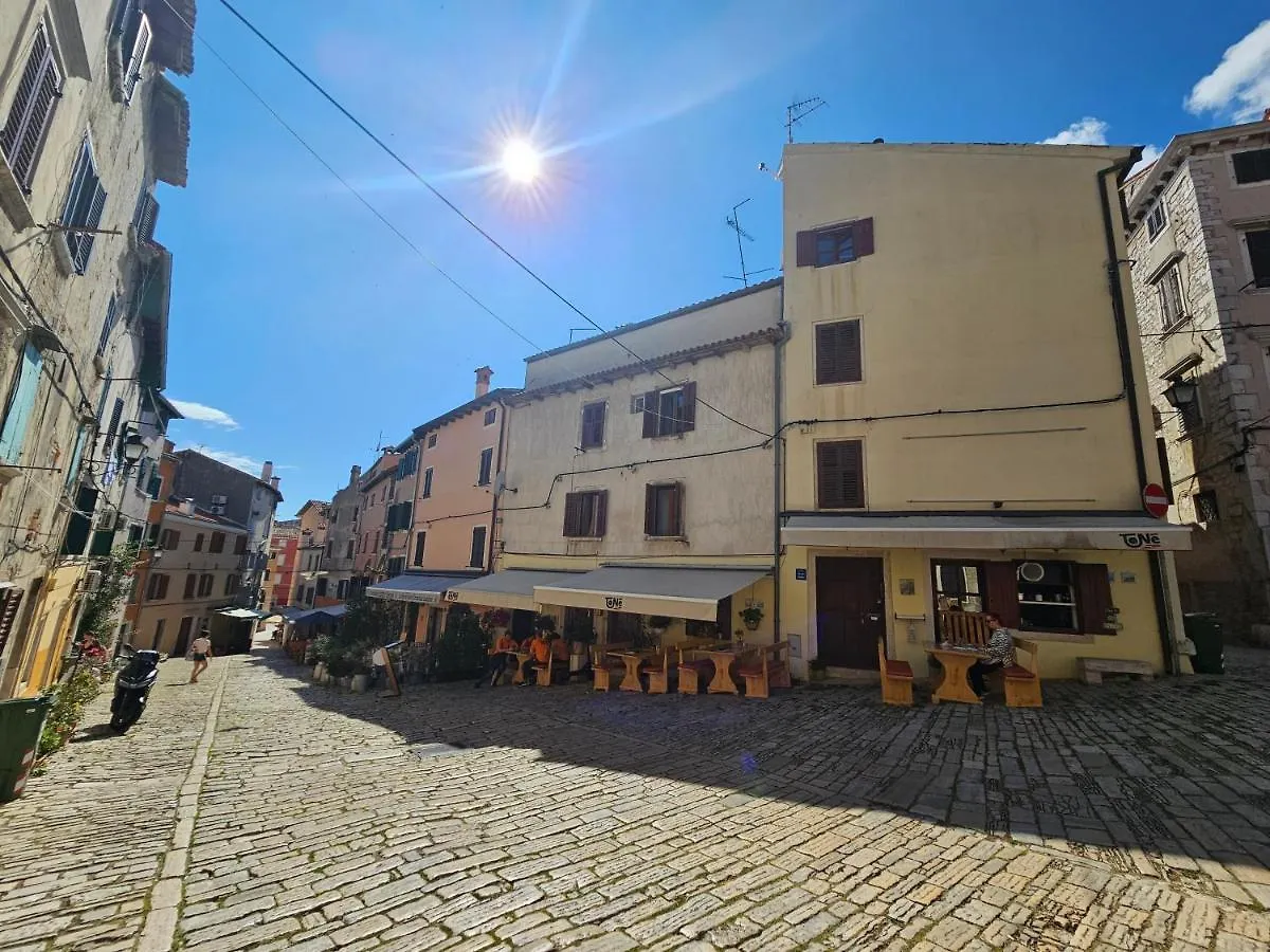 Apartment Studio Mare Fuori With Terrace Rovinj Croatia